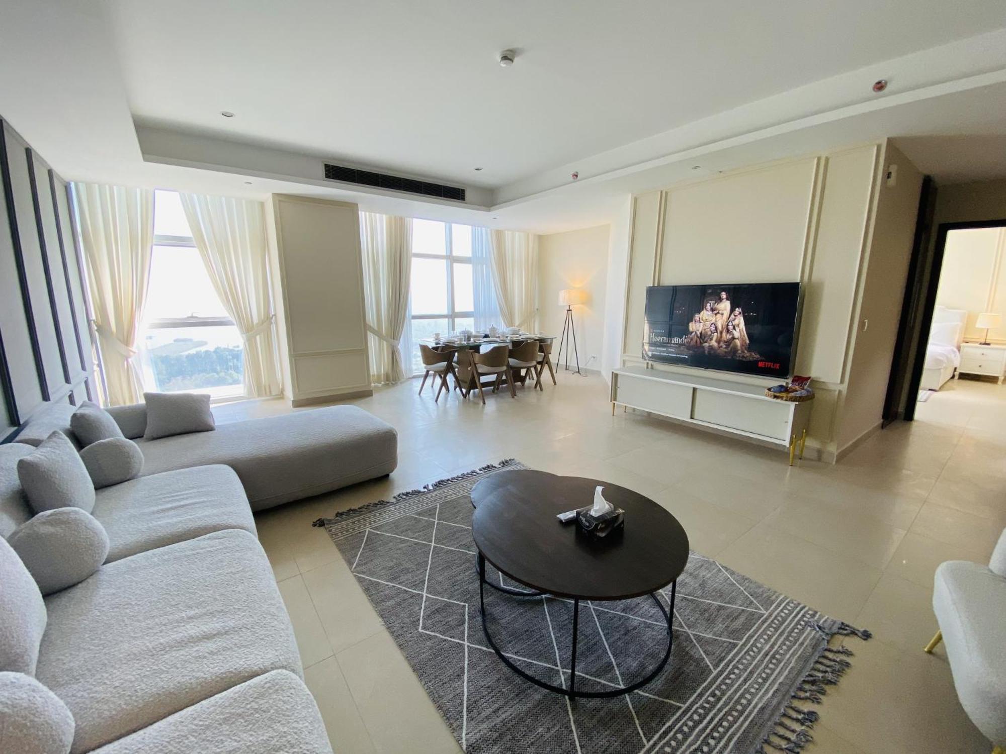 One Constitution Avenue - Apartments By Superhost Stays 이슬라마바드 외부 사진