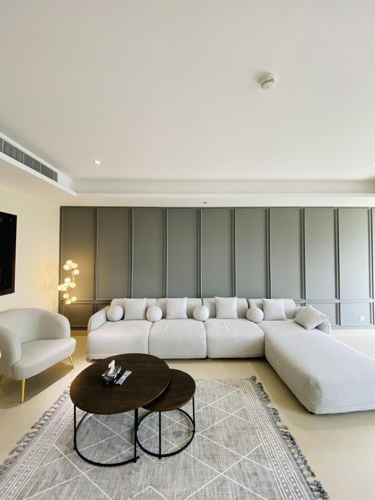One Constitution Avenue - Apartments By Superhost Stays 이슬라마바드 외부 사진